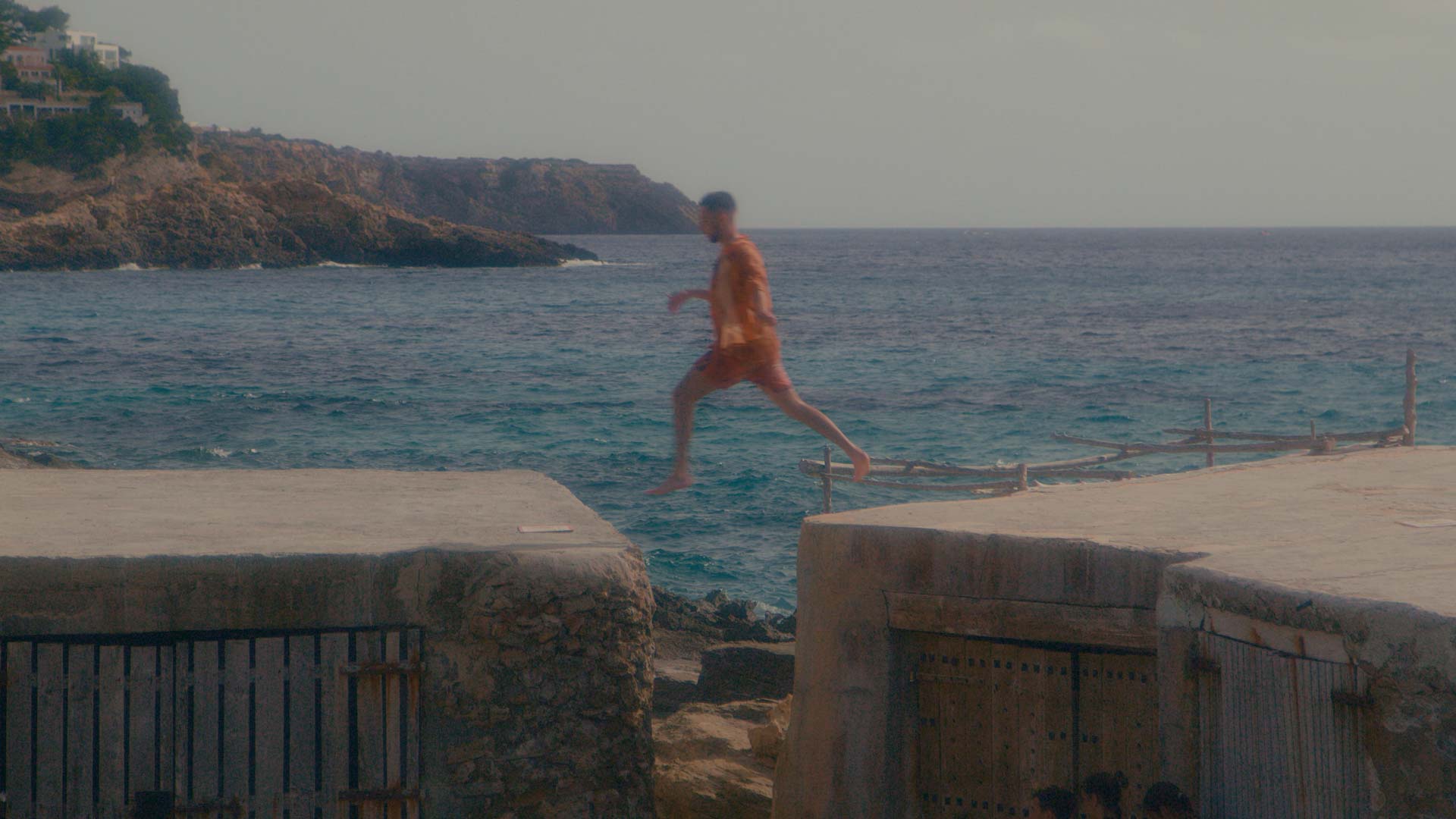 Adrenalina — frame 03