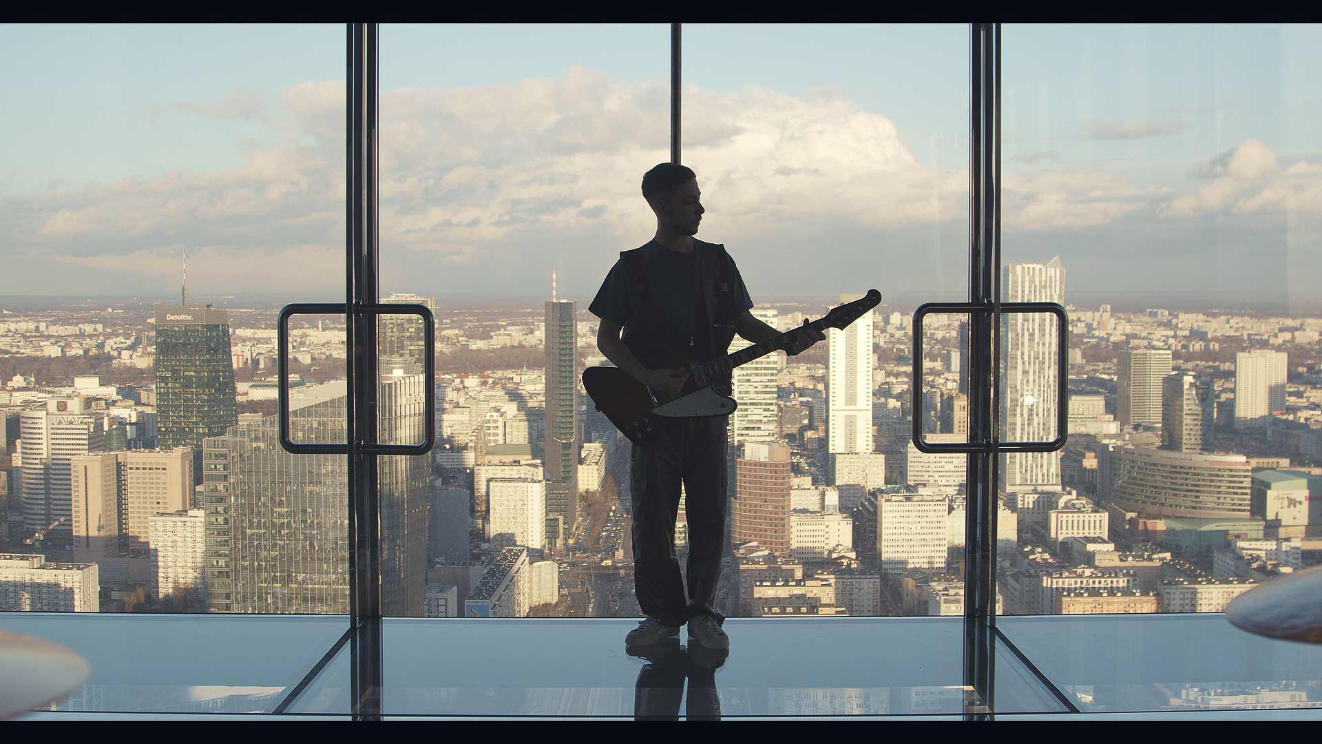 Samsung Sky Session — Warsaw skyline
